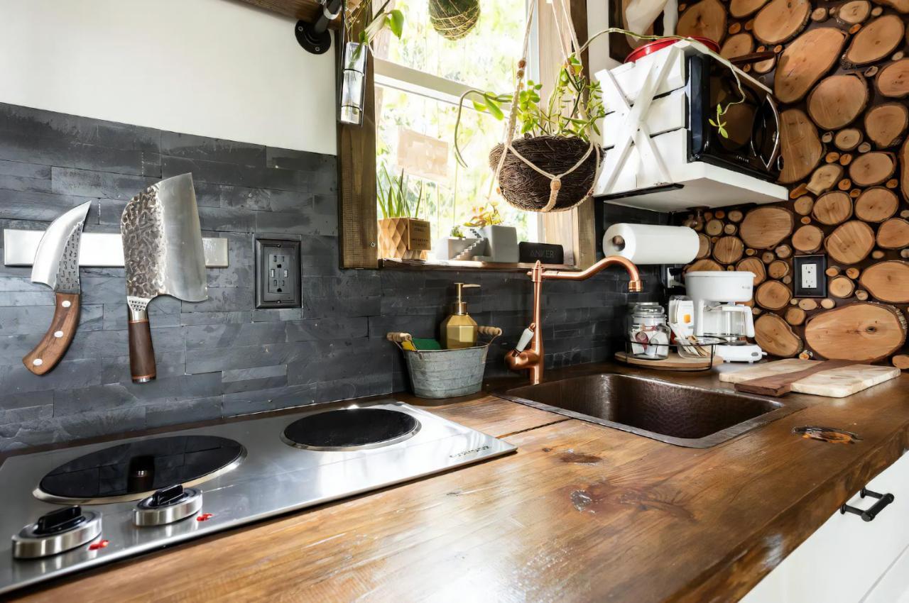 Cozy Af Tiny-House Oasis Villa Tampa Exterior photo