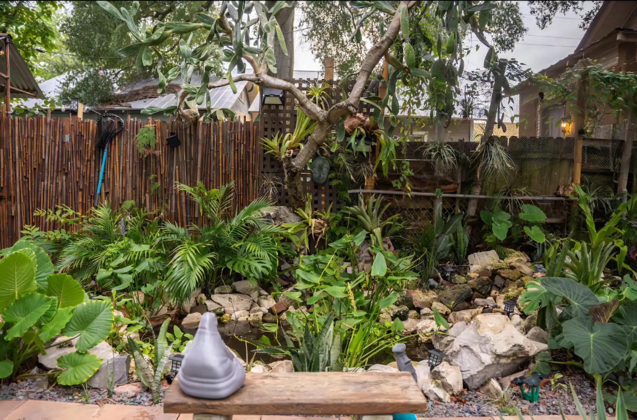 Cozy Af Tiny-House Oasis Villa Tampa Exterior photo