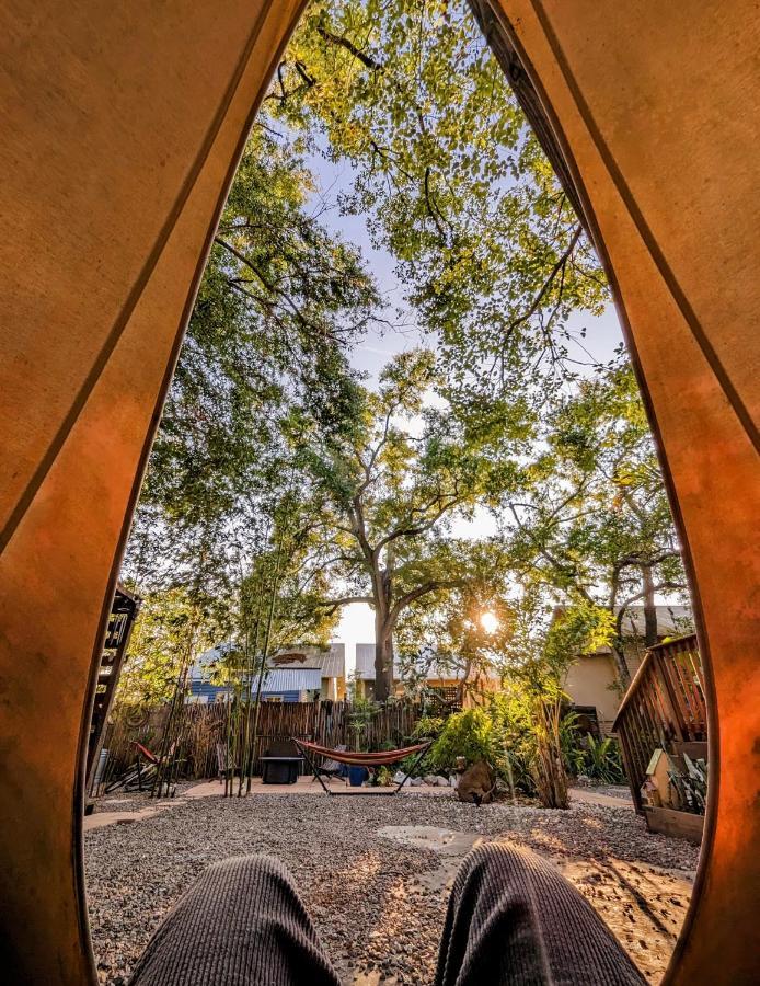 Cozy Af Tiny-House Oasis Villa Tampa Exterior photo